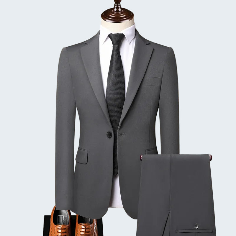 MEN'S SOLID COLOR SUIT WITH LOOSE -FIT TROUSERS